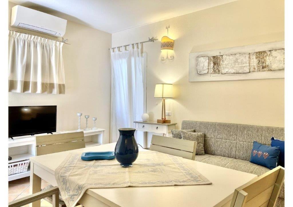 Le Residenze Sul Mare B6 Apartment ปอร์โตออตติโอลู ภายนอก รูปภาพ