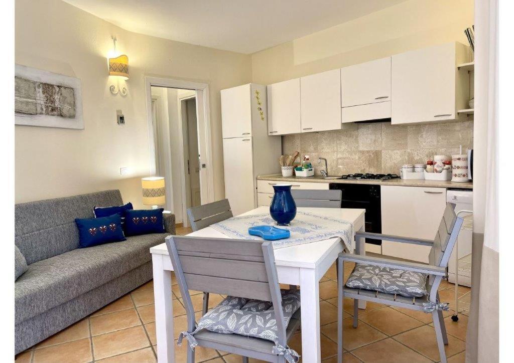 Le Residenze Sul Mare B6 Apartment ปอร์โตออตติโอลู ภายนอก รูปภาพ