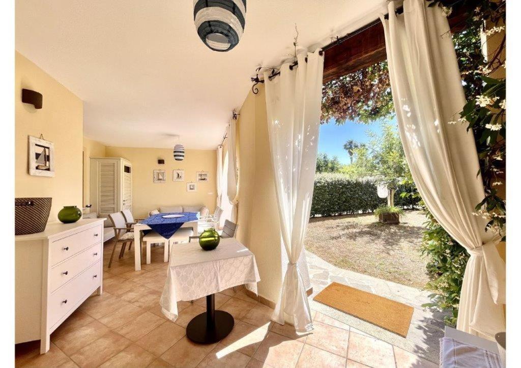 Le Residenze Sul Mare B6 Apartment ปอร์โตออตติโอลู ภายนอก รูปภาพ